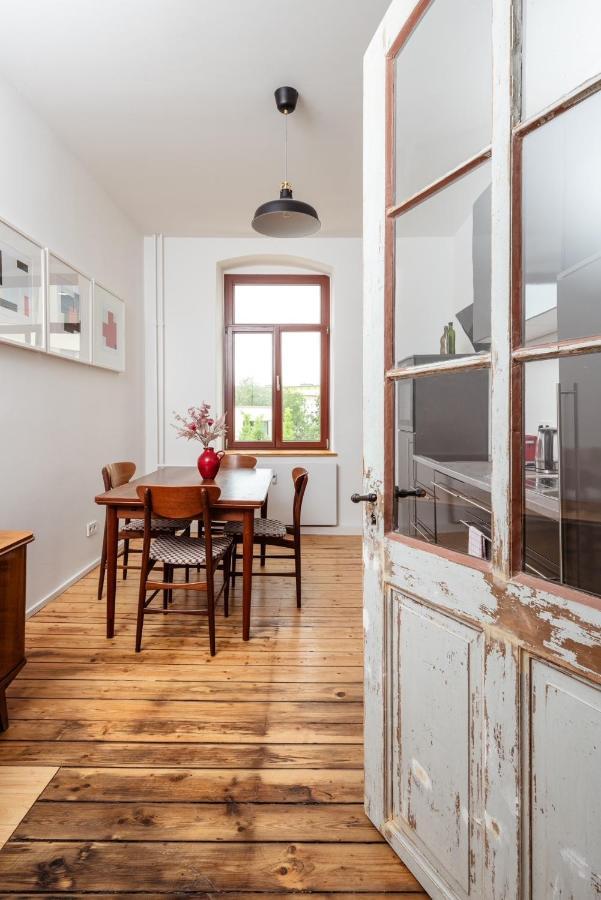 Kuenstlerzimmer Im Kulturhaus Haeselburg เกรา ภายนอก รูปภาพ