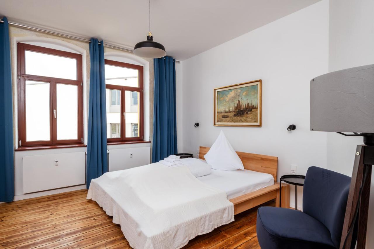 Kuenstlerzimmer Im Kulturhaus Haeselburg เกรา ภายนอก รูปภาพ