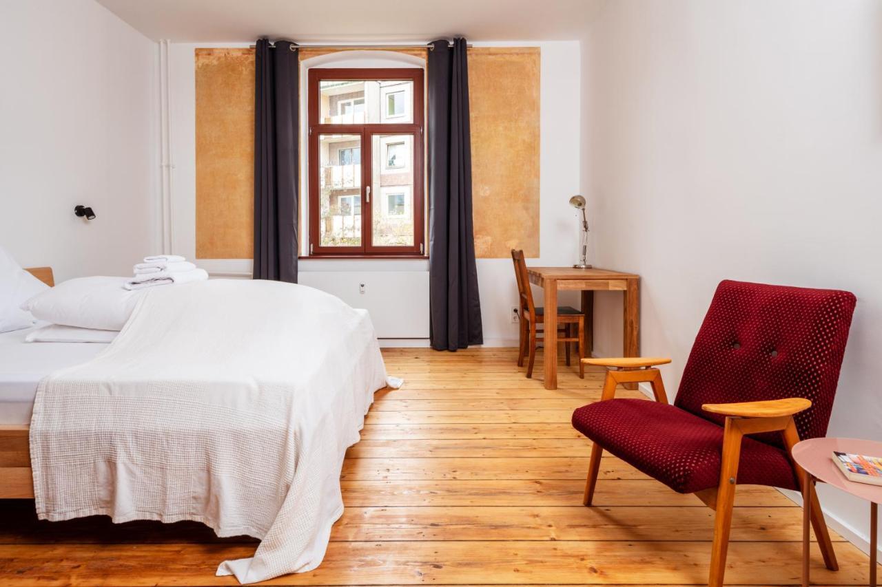 Kuenstlerzimmer Im Kulturhaus Haeselburg เกรา ภายนอก รูปภาพ